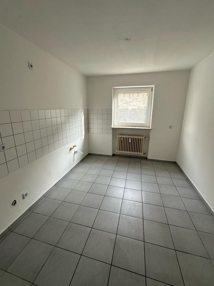 Geräumige 3 Zi Wohnung mit Balkon in Gernsbach