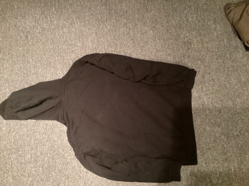 Hoodie asos, schwarz, Größe M in Markgröningen