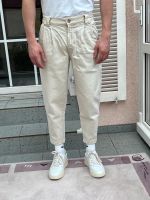 Beige Hose von Bershka mit Bundfalte im Carrot-Fit (Gr. S) Bayern - Kammerstein Vorschau