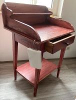 Alte Tisch Küchentisch Wickeltisch und Rotwein Sessel Mid Vintage Mitte - Gesundbrunnen Vorschau