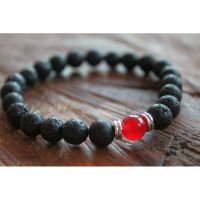 Armband aus Lavaperlen und roter Perle 8mm, 17 cm Innenumfang Düsseldorf - Unterbach Vorschau