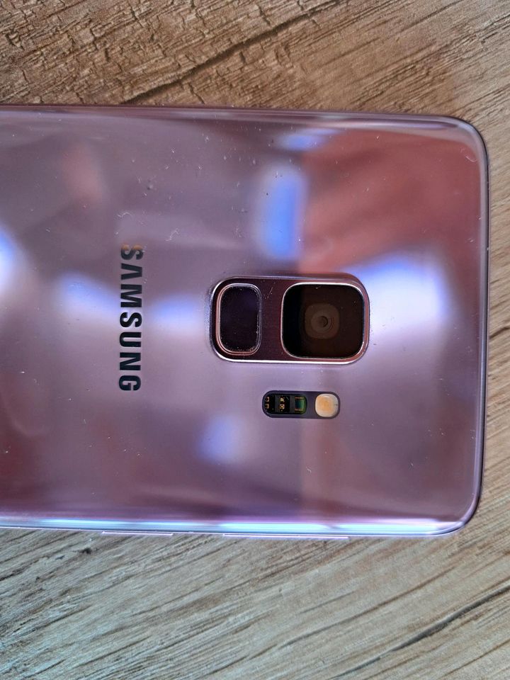 Samsung Galaxy S9 Smartphone Handy in Eschenburg