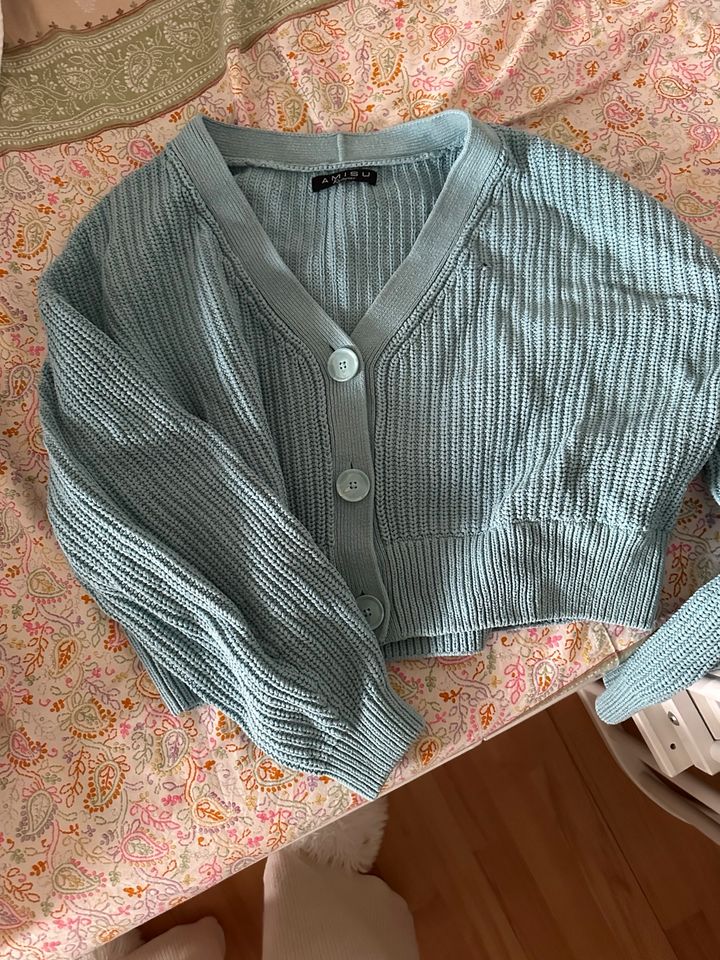 Damen Cardigan Babyblau in Hamburg