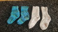 2 Paar selbstgestrickte Socken Strümpfe Gr. 19-22 Baden-Württemberg - Aulendorf Vorschau