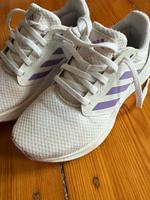 Sneaker Laufschuhe Adidas Cloudfoam Mädchen Damen Friedrichshain-Kreuzberg - Friedrichshain Vorschau