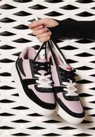 Fila Sneaker FXVENTUNO lila / rosa / schwarz / weiß Gr. 38/39 Hessen - Kelsterbach Vorschau
