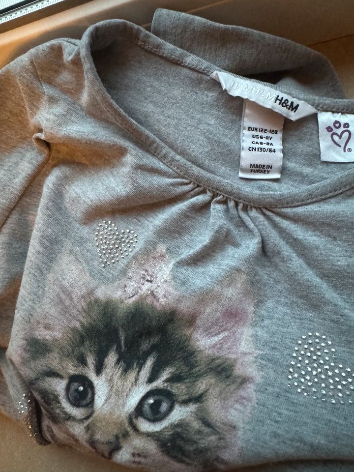 Rock Cakewalk 140 Shirt Katze H&M 122/128 in Hamburg