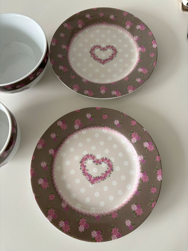 Teller Set Müsli Schalen Süßigkeiten Keksdose Blumen rosa braun in Siegburg