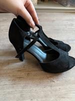 Schwarze Heels Niedersachsen - Einbeck Vorschau