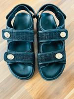 Klettsandalen Sandalen Klettriemen Boucle schwarz gold 40 H&M neu Berlin - Köpenick Vorschau