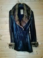 MNG Lederjacke mit Kunstpelzbesatz Brandenburg - Wandlitz Vorschau