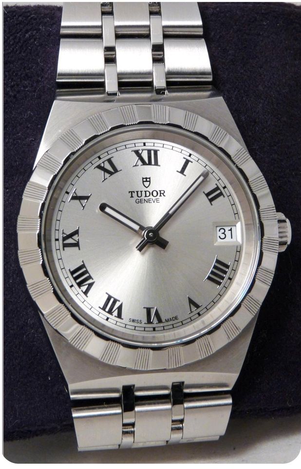 Tudor Armbanduhr "Tudor Royal" 28400 in Nauort