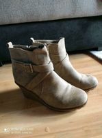 Stiefel mit Absatz Hessen - Dieburg Vorschau