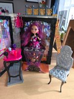 Mattel BJH55 - Ever After High Thronfest Geschenkset, inkl. P Wandsbek - Hamburg Rahlstedt Vorschau