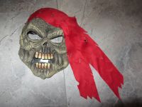 Totenkopf Pirat Maske Skelett Seeräuber Halloween Kostüm Fasching Sachsen-Anhalt - Schkopau Vorschau
