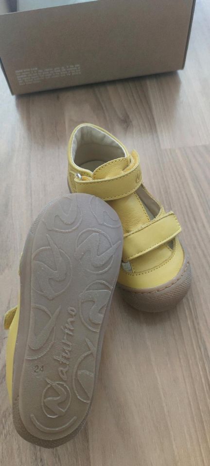 Naturino Puffy Ledersandalen Gr. 24 neu in Wieda