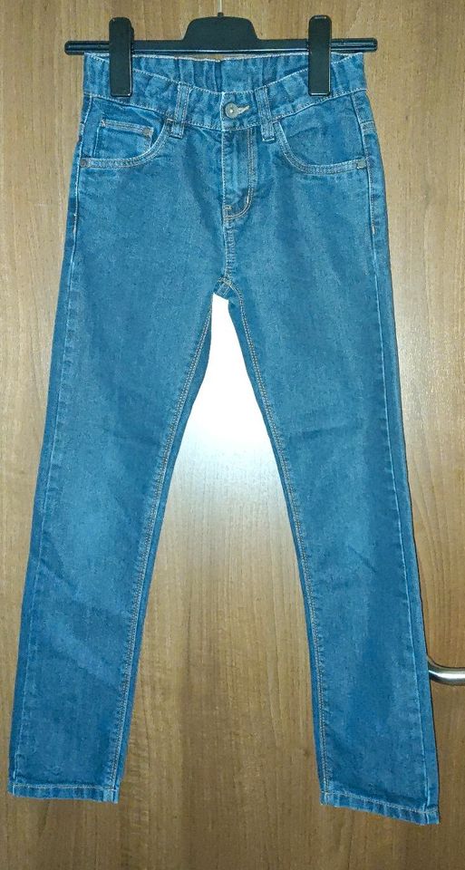 Jeans Hose Junge Gr 146 C&A in Wehnde