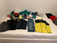 32 + 2 Teile Paket 146 152 Junge Hose Jacke Shirt Nordrhein-Westfalen - Herford Vorschau