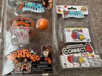 World´s Smallest Spiele - Nerfoop / Connect 4 - NEU OVP Bayern - Sonnefeld Vorschau