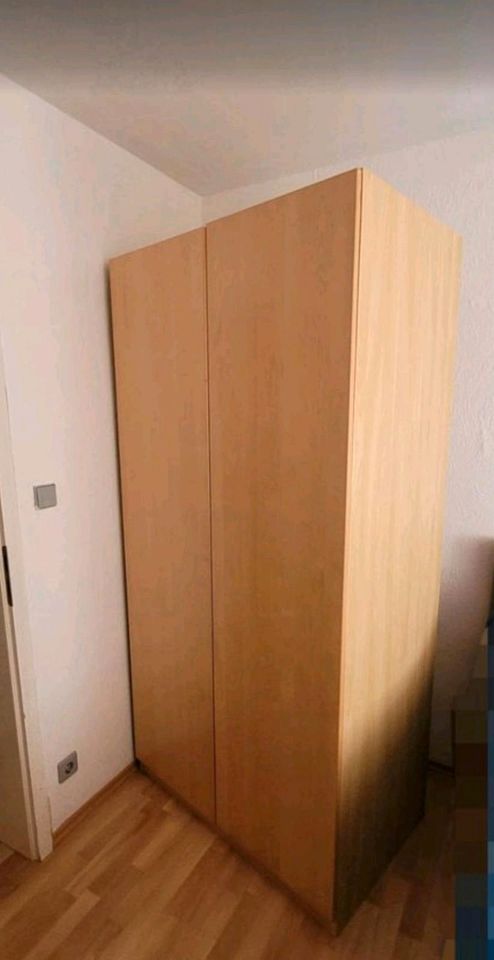 Ikea Schrank  Böden in Waiblingen