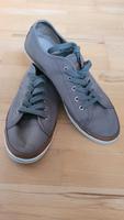 Tommy Hilfiger schuhr Sneaker Gr. 41 grün/khaki/oliv Hessen - Eppstein Vorschau