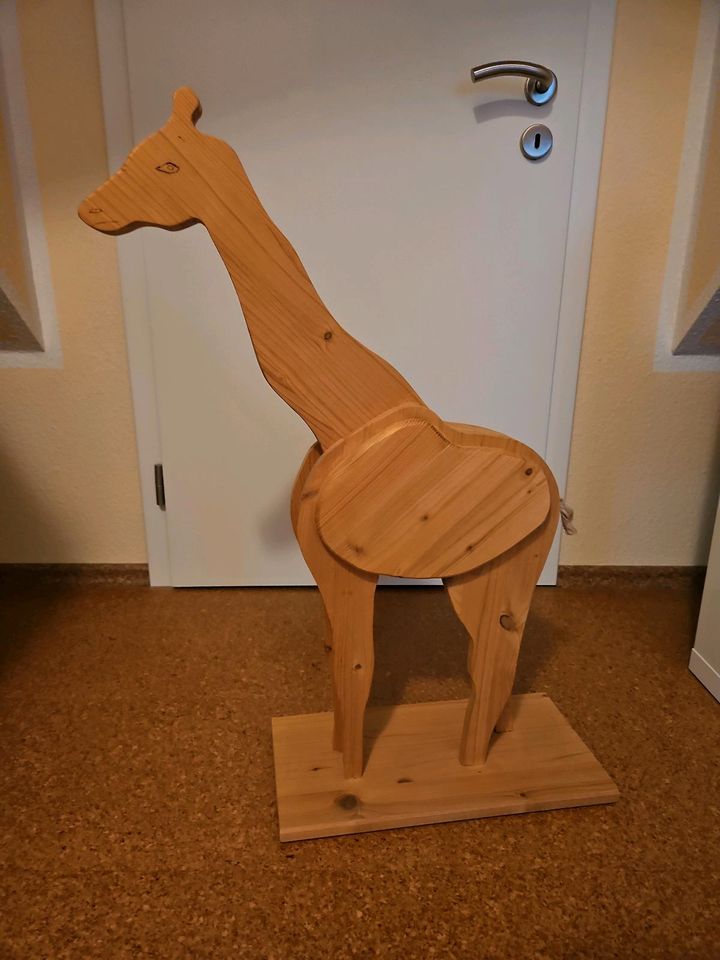 Spardose für Kinder aus Holz (Giraffe/ Tier/ Handarbeit) in Wallenhorst