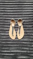 Marc Ó Polo Zehentrenner Sandalen Flip Flops Leder grau 39 (6,0) Bayern - Burgau Vorschau