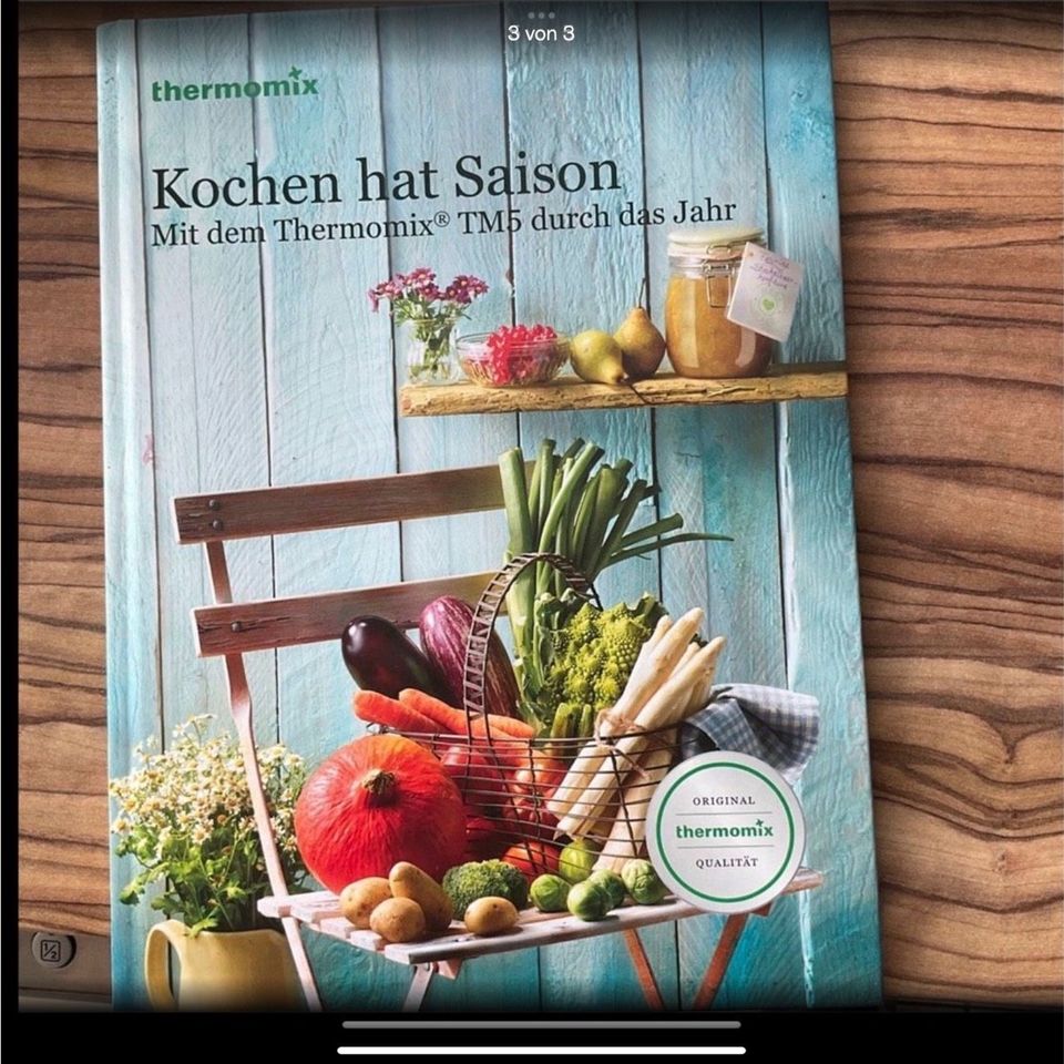 Thermomix Kochbücher je 10€ in Gerlingen