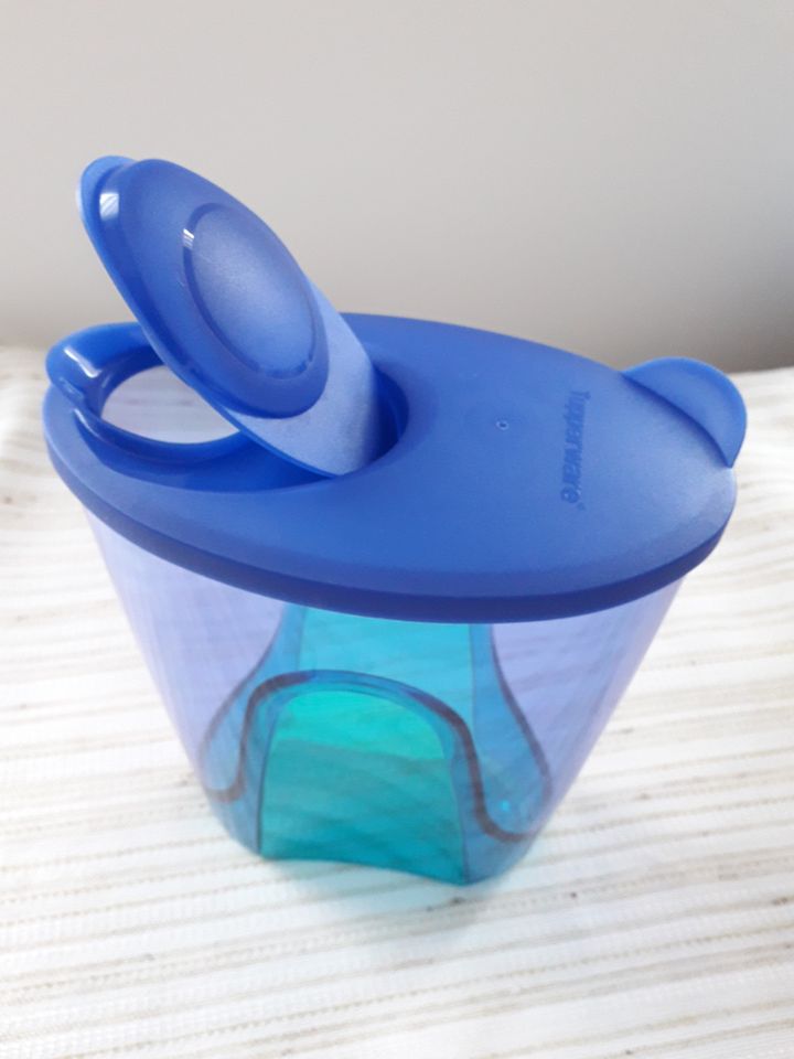 Tupperware / Tupper Eleganzia 1,6l Kanne Tupper blau/grün in Beilstein