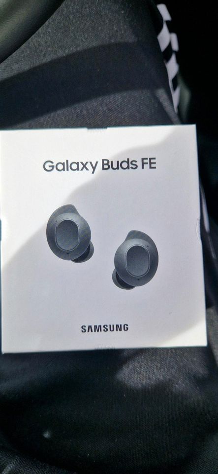 Samsung Galaxy Buds FE in Großpösna