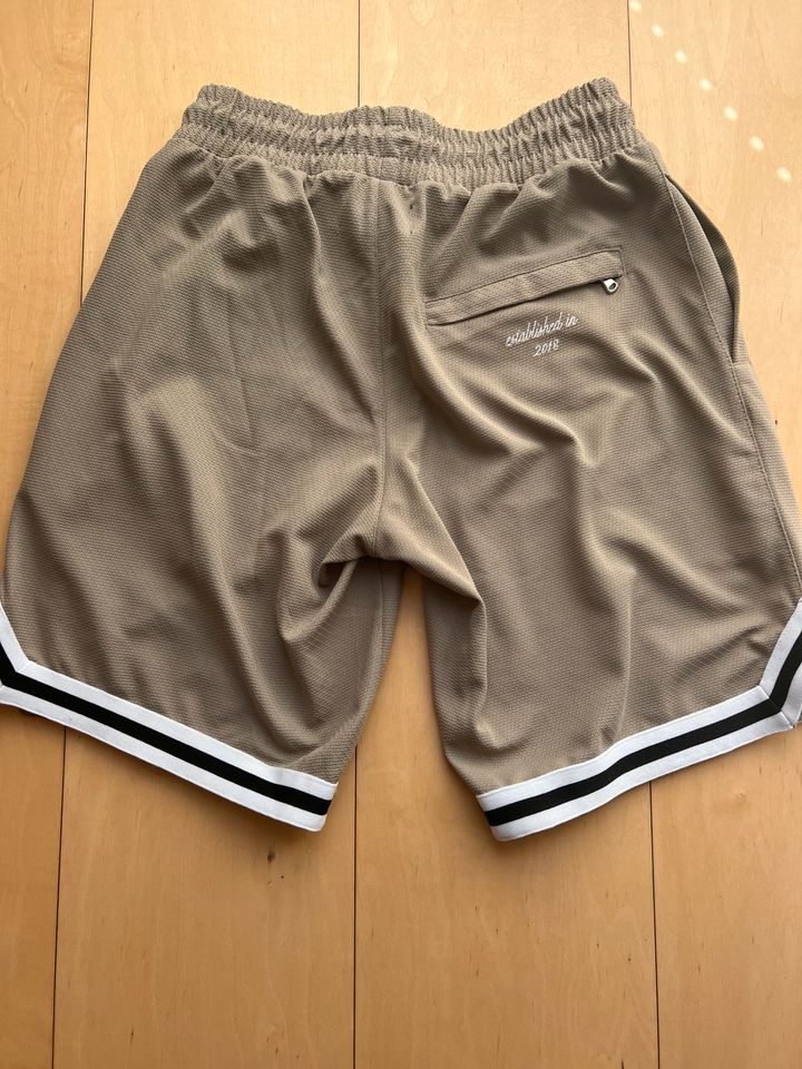 Reternity Shorts Gr D in Emden