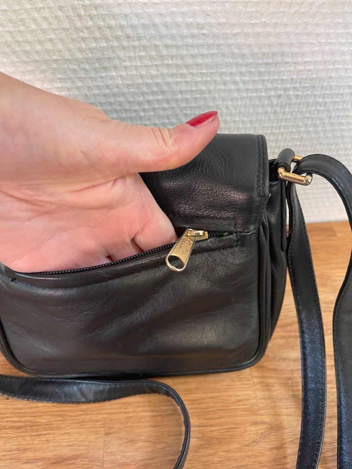 Handtasche Damen klein Leder in Schöneiche bei Berlin