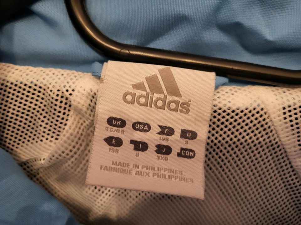 Traingsjacke Adidas schwarz XL neu in Gelsenkirchen