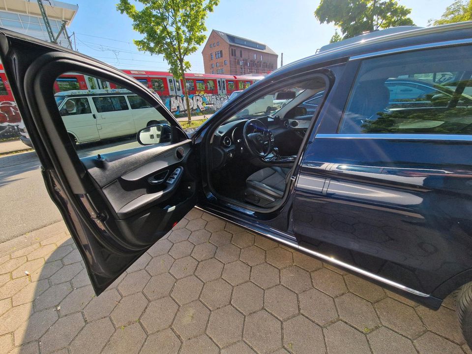 Mercedes benz c220d w205 tüv neu in Hamburg