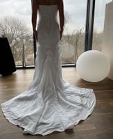 Satin Brautkleid, neu, mit Schleppe Baden-Württemberg - Villingen-Schwenningen Vorschau