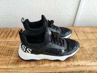 Guess Sneakers Größe 39 schwarz weiss Sachsen - Plauen Vorschau