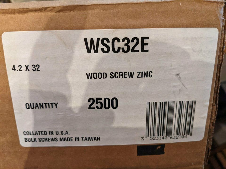 2500 Stück SIMPSON WSC32E Quick Drive Holz Schrauben 4,2x32 zink in Embsen