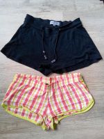 Zwei Hotpants, kurze Hose, Shorts Gr. 36 Niedersachsen - Ganderkesee Vorschau