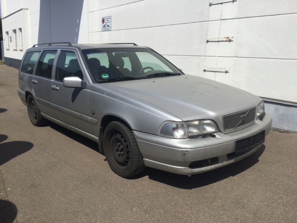 SUCHE VOLVO 240 740 850 940 960 V40 V50 V60 V70 S40 S60 S70 S80 in Langenhagen