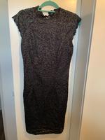 Elegantes figurbetontes Kleid, schwarz Glitzer, Größe 40 Sachsen - Oelsnitz/Erzgeb. Vorschau