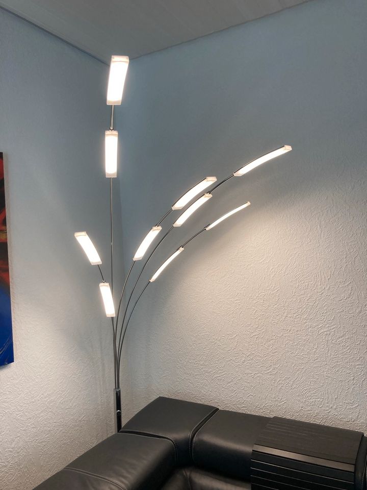 Schöne Designer Lampe(LED) in Bunde