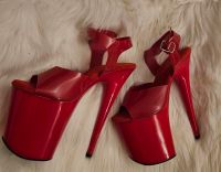 PLEASER High Heels, rot, Gr. 38-39 Berlin - Friedenau Vorschau