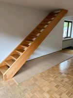 Holztreppe gerade 13 Stufen inkl. Geländer Kr. München - Oberhaching Vorschau