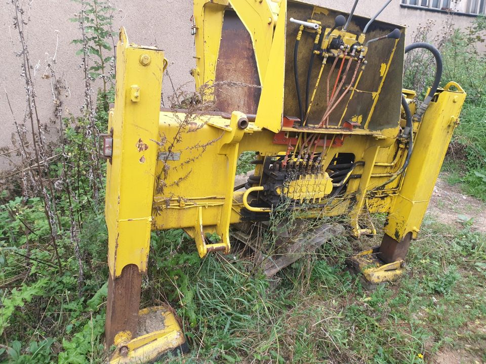 Anbaubagger Schaeff HT 22 Lieferung in Drei Gleichen