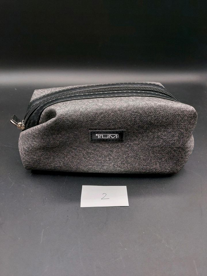 Delta Airlines Tumi Amenity Kit Kosmetiktasche in Weilrod 