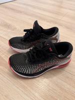 Asics Sneaker Damen Größe 37 Schuhe Sportschuhe Bayern - Neuburg a.d. Donau Vorschau