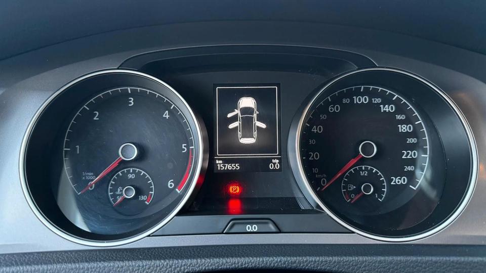 Volkswagen Golf VII Variant Lounge*1.6TDI *NAVI*KLIMA*SHZ* in Raubling