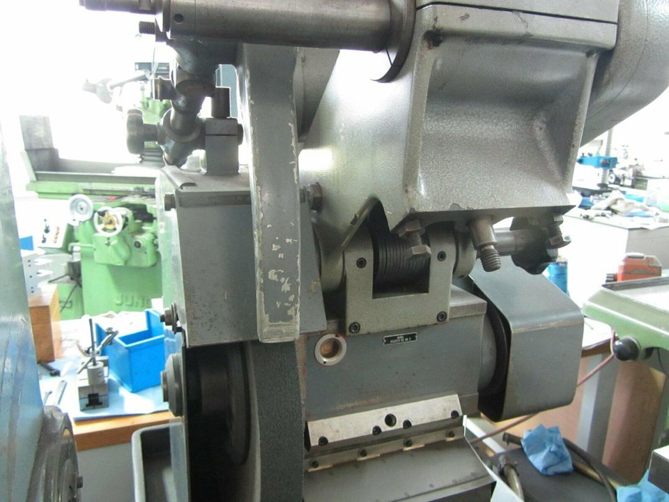 Studer RHU 750 Rundschleifmaschine in Burgoberbach