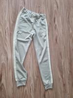 Nike Traininghose Jogginghose Hose mint beige Gr XS Berlin - Neukölln Vorschau