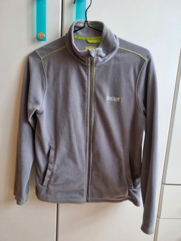 Jungen Fleece-Jacke von Regatta in Gr. 164 in Berlin